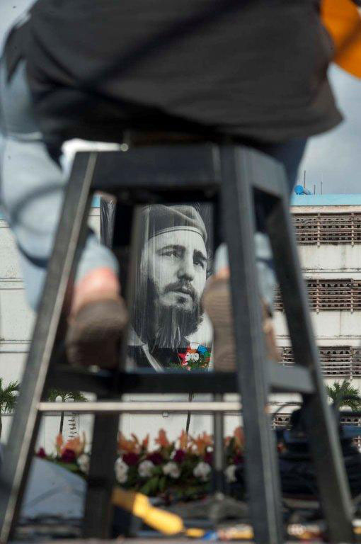 A pesar de los pesares, Silvio, con sus 73 noviembres, sigue siendo “a la zurda más que diestro”. Foto: Iván Soca.