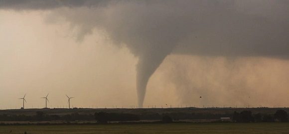El tornado, fenómeno atmosférico común en los Estados Unidos. Foto: Archivo.