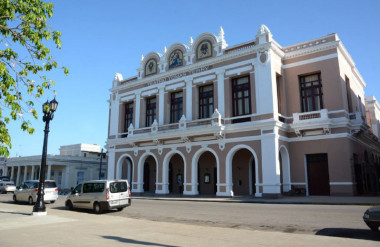 Teatro Tomás Terry celebra 136 años de fundado