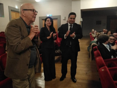 Italia presenta óperas basadas en Barnet
