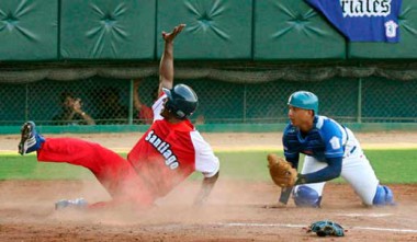 Apretada la tabla de posiciones en la pelota cubana