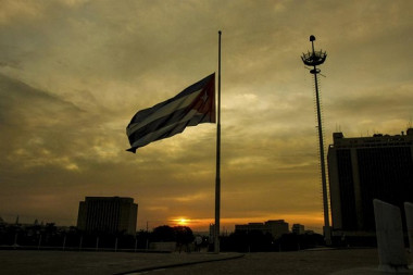 Cuba decreta duelo oficial por emir qatarí