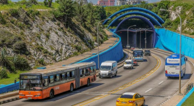 Obras de mantenimiento del túnel de la bahía de La Habana